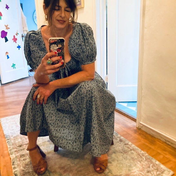 Meet your Posher, Janet - Picture 4 of 7